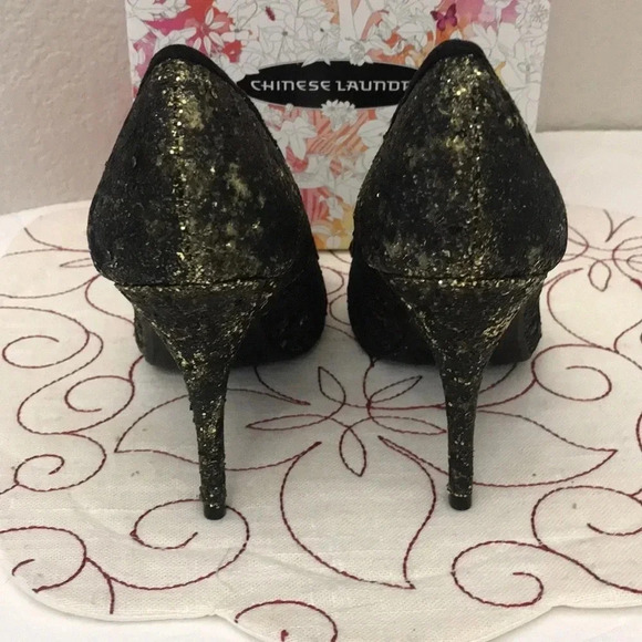 Chinese Laundry Fall For Glitter Gold Shoes - Picture 6 of 7